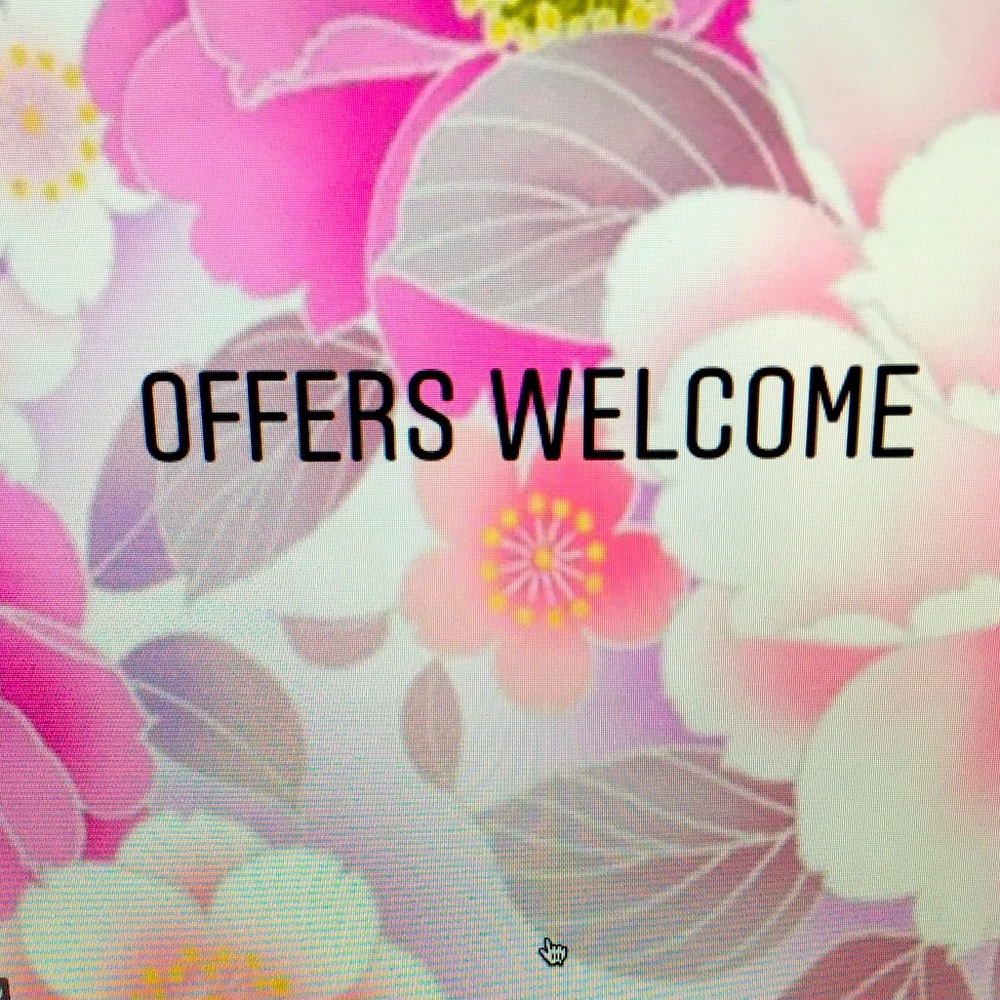 Offers Welcome. I’m happy to accept reasonable offers 😊